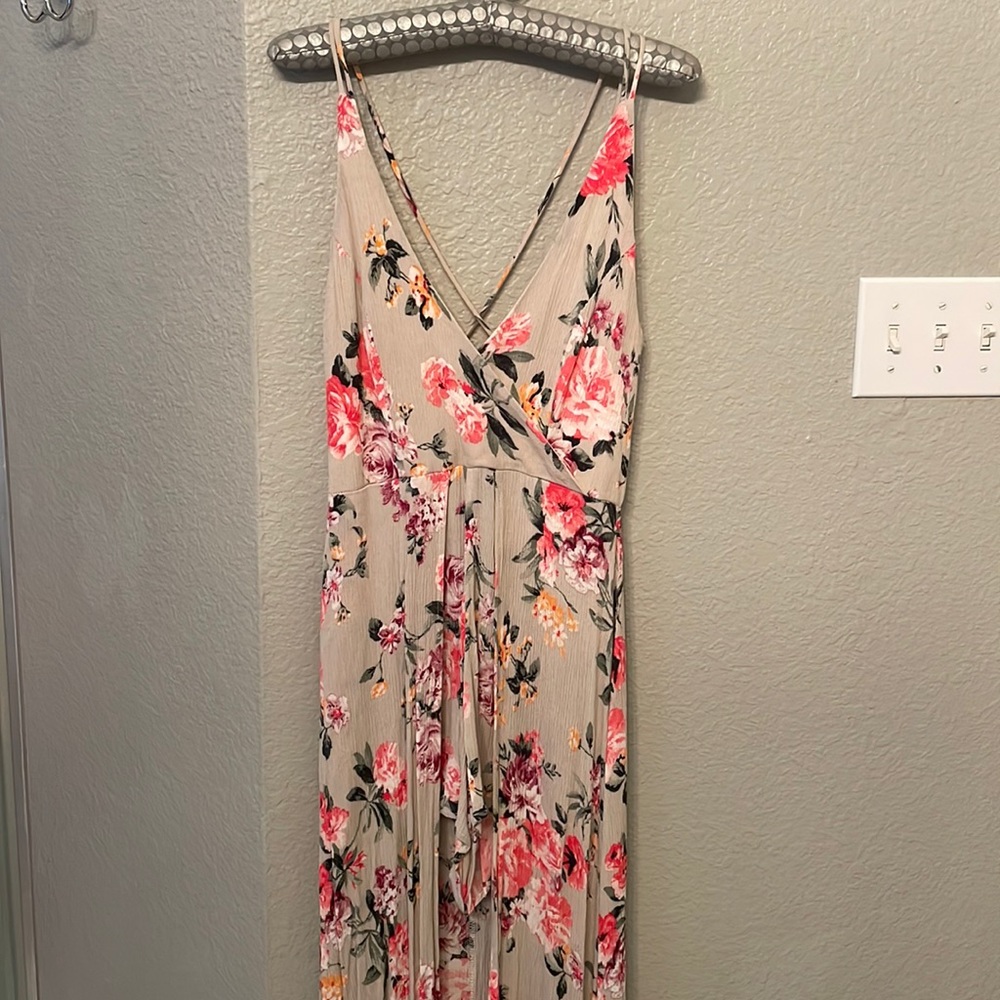 Miami Women’s size S floral formal shorts with dress overlay